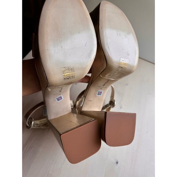 LARROUDE Dolly Sandal In Gold Metallic Leather size 10 - Picture 11 of 12